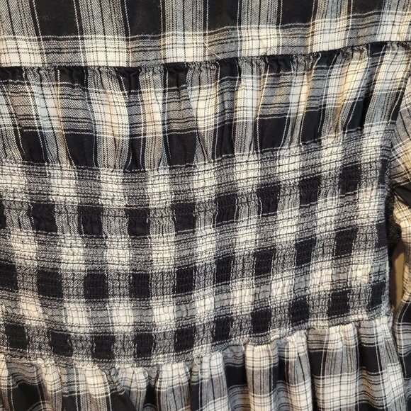 Knox Rose Sz M Black White Plaid LS Full Button Smocked Rayon Flannel Blouse - Picture 8 of 9